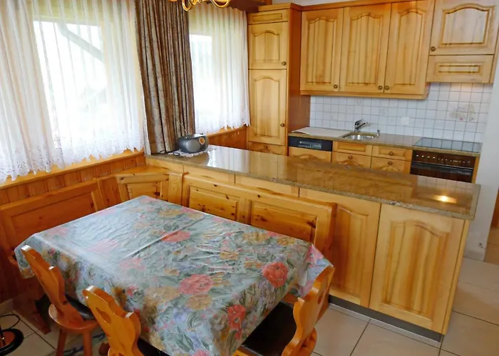 Metropol A 13 By Interhome Грахен